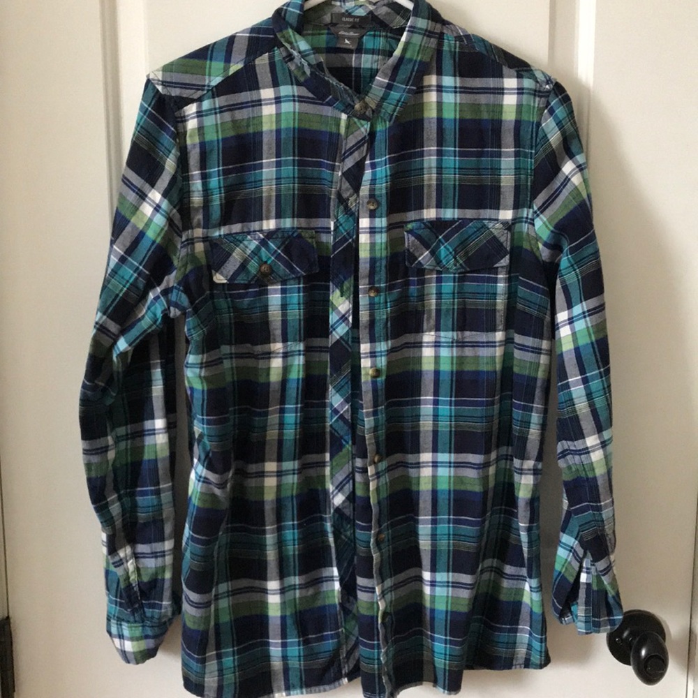 Eddie Bauer Womens Classic Fit Flannel Button Down